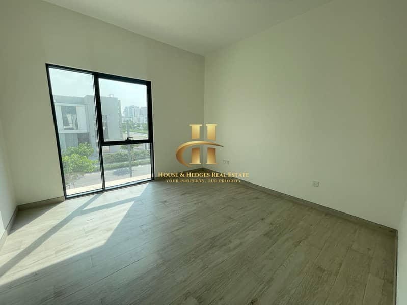 Type ABiggest LayoutSingle RowVastu Direction