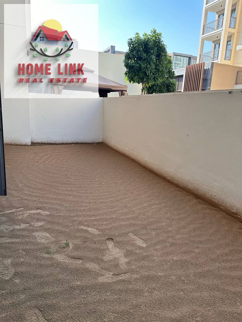 One Bedroom Apartment with garden