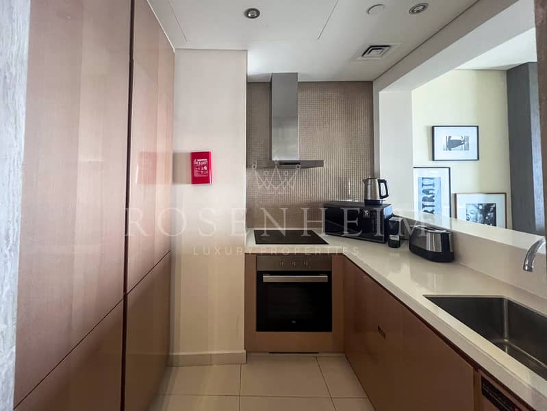 Brand New Luxurious Unit Higher Floor Vacant