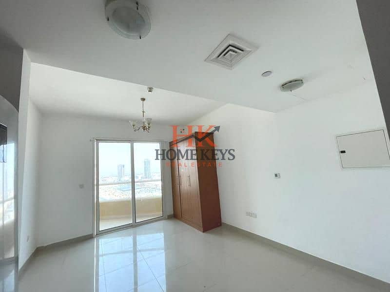 Vacant Ready to Move Studio Lakeside IMPZ