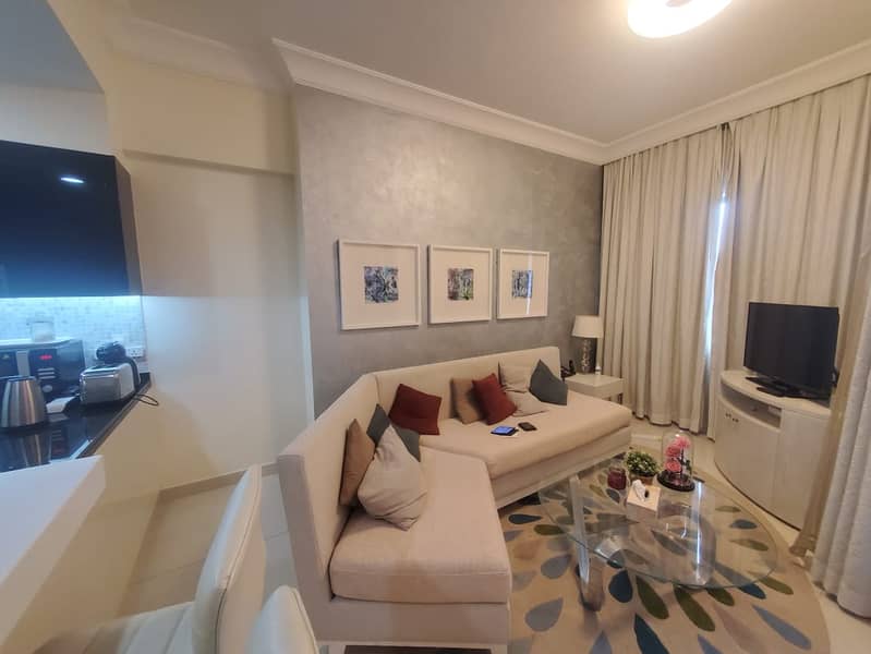 1 MONTH FREE ICONIC VIEWS LUXURIOUSLY FURNISHED 1BEDROOM NEXT TO