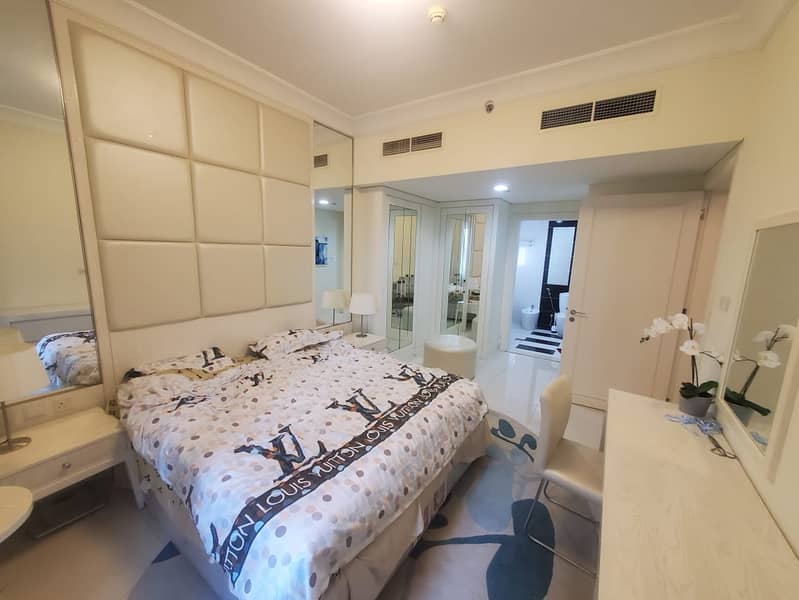 1 MONTH FREE ICONIC VIEWS LUXURIOUSLY FURNISHED 1BEDROOM NEXT TO