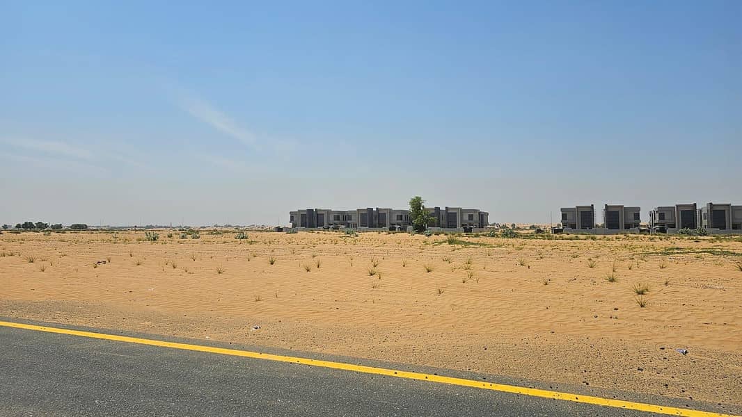 Invest in Umm Al QuwainEasy Payment Plot