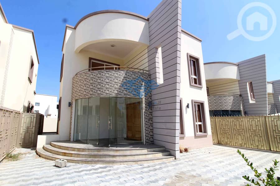 REF867 Beautiful 4 Bedrooms Villa For Rent in North Al Hail Bayut.om