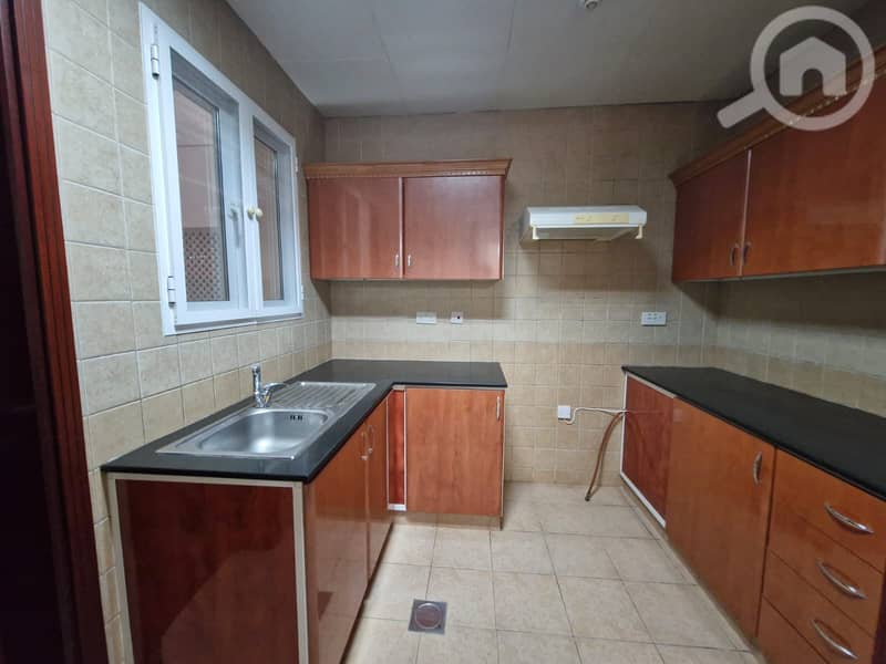 3 BR Elegant Apartment for Rent in Ruwi Bayut.om