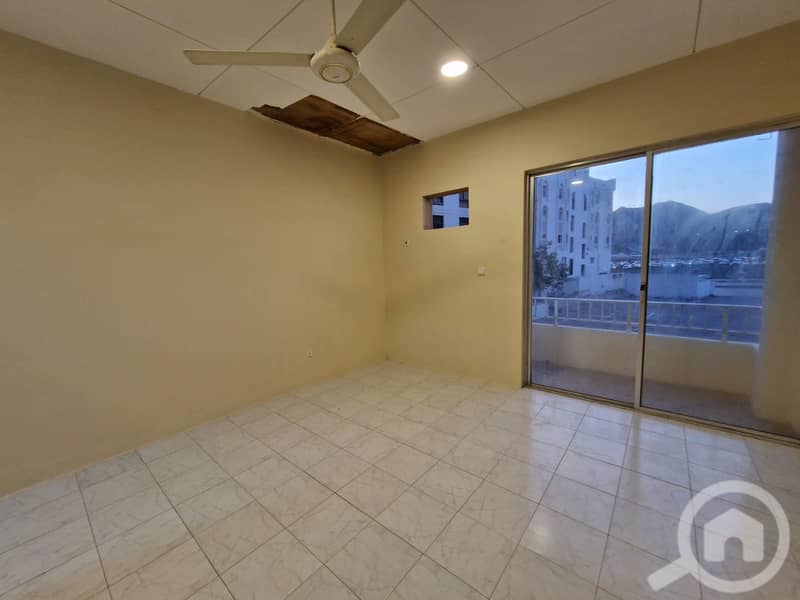 3 BR Cozy Apartment for Rent in Darsait Bayut.om