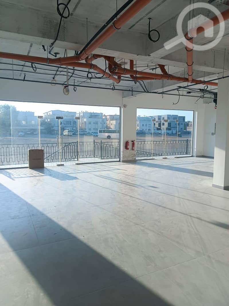"SRMO660 *For Rent Showroom in Alkhod!* Bayut.om