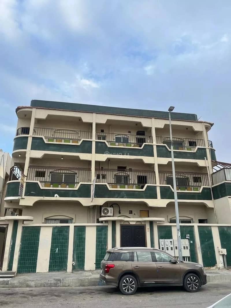 Residential building in Al Jalawiyah, Dammam at 950,000 2 Photos