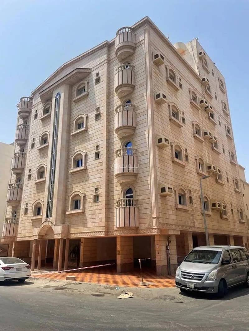 Apartment in Al Faisaliyah, Central Jeddah at 34,000 3 Photos