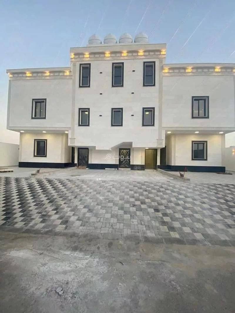 Apartment in Ishbiliyah, Al Jubail at 550,000 2 Photos 87565381