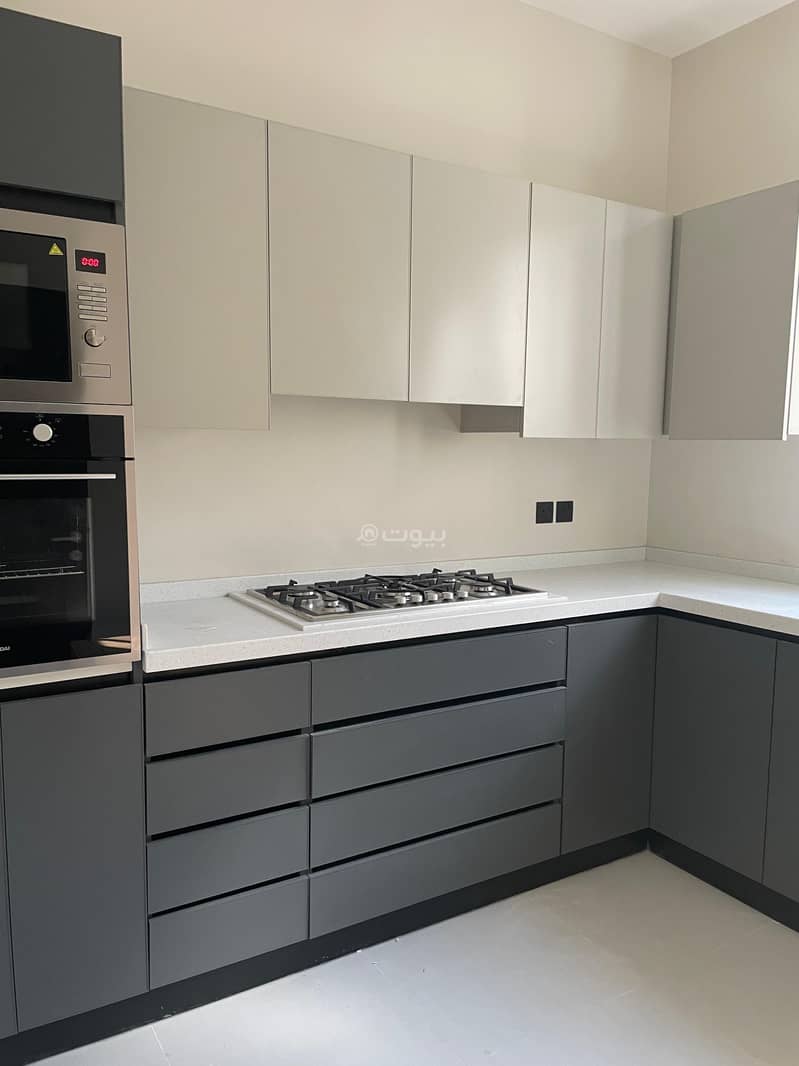 Residential building in Al Malaz, East Riyadh at 75,000 8 Photos