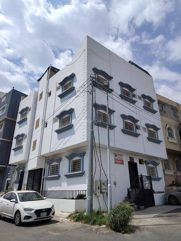 Residential building in Shamasan, Abha at 1,400,000 5 Photos