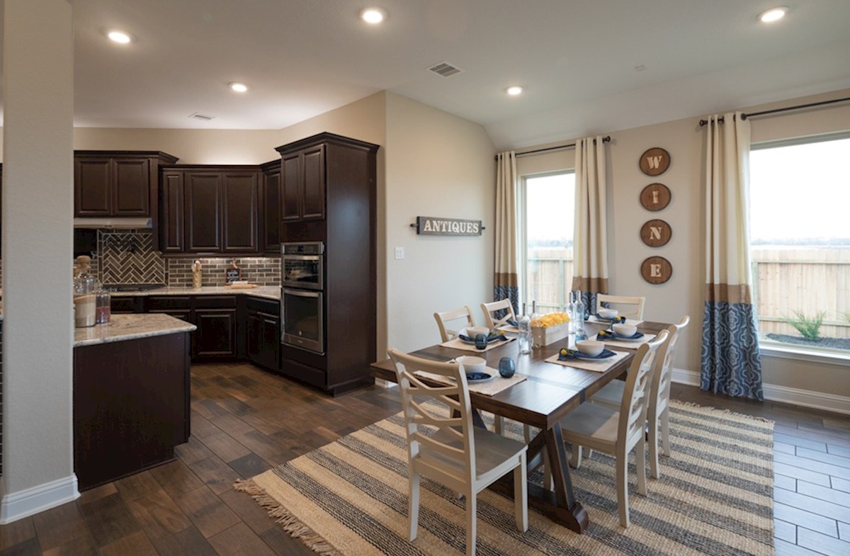 Fredericksburg Home Plan in Young Ranch, Katy, TX Beazer Homes