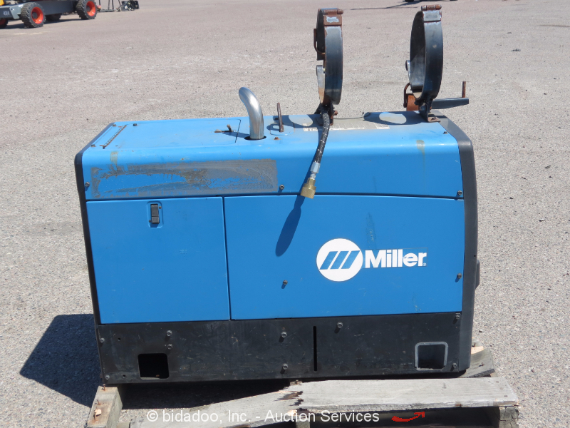 2006 Miller Trailblazer 302 Portable Diesel Welder Generator 10KW