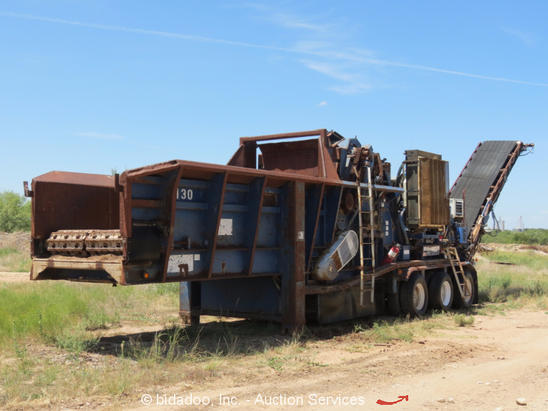 Peterson Pacific Corporation Portable HC7400 Waste Horizontal Grinder