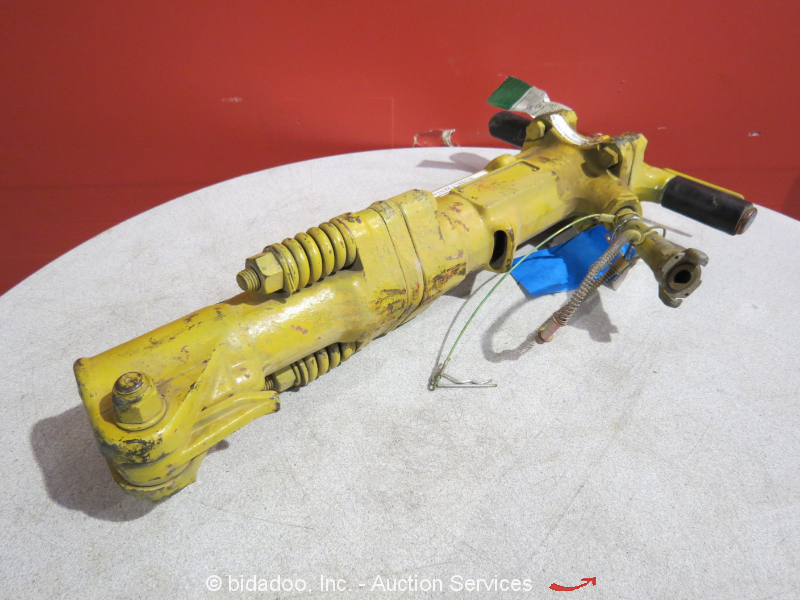 American Pneumatic Tool M190 Air Hammer 90LB Paving Breaker Jack APT