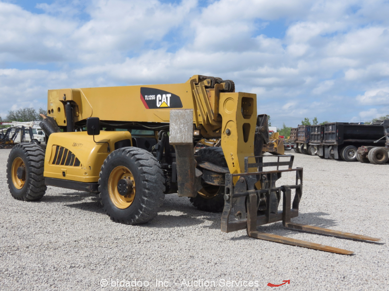 2008 Caterpillar TL1255 54' 12,000LB Telescopic Reach Forklift