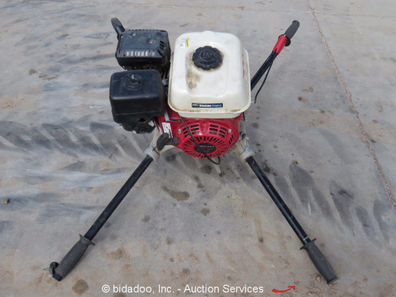 Ground Hog C715 2Person Post Hole Digger Auger Earth Drill Honda