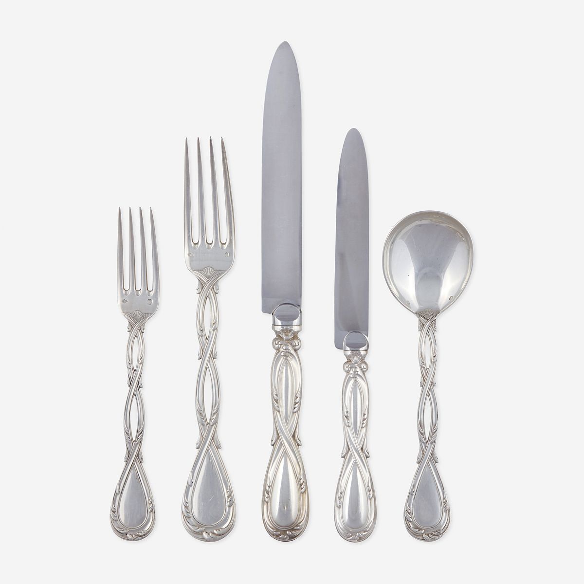 12 (Unexpected) Types of Valuable Antiques to Look For