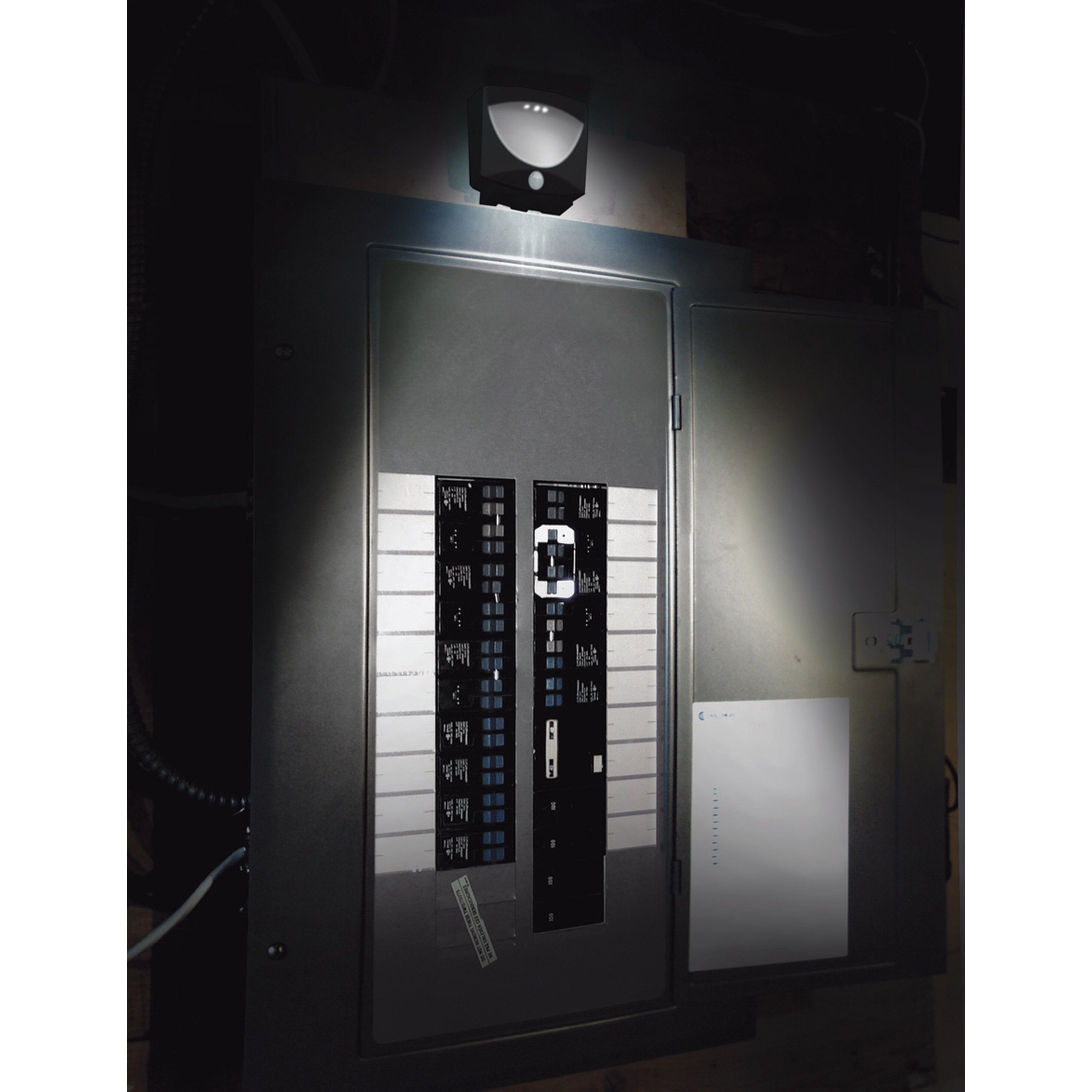 MAXSA® 40342 BatteryPowered MotionActivated Outdoor NightLight