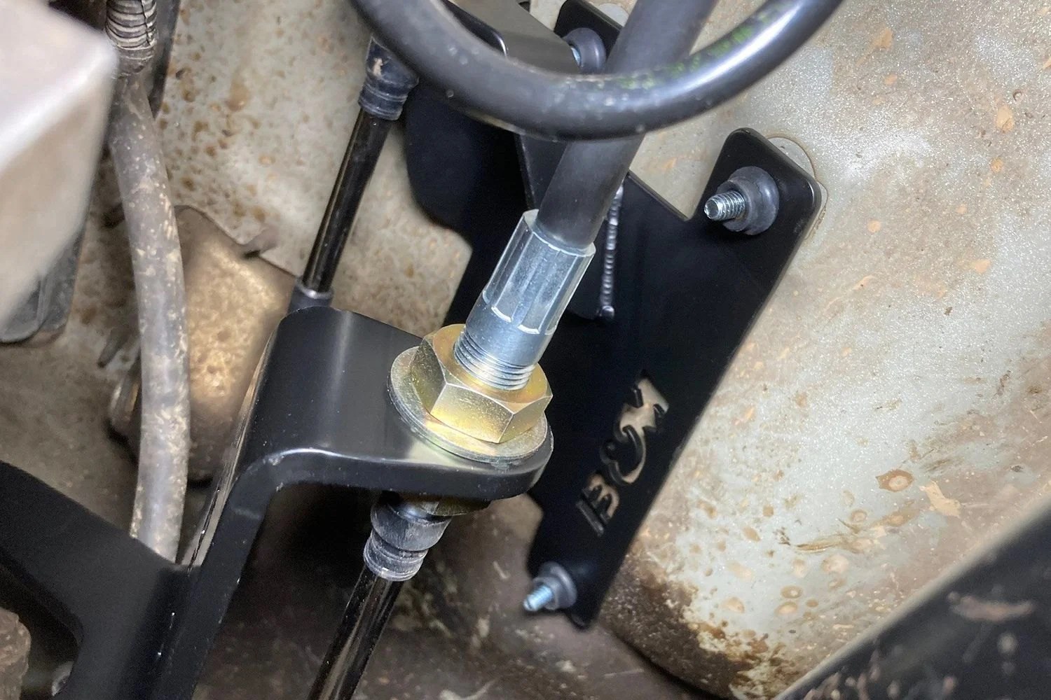 B&M® 81186 Transfer Case Shift Cable Conversion Kit