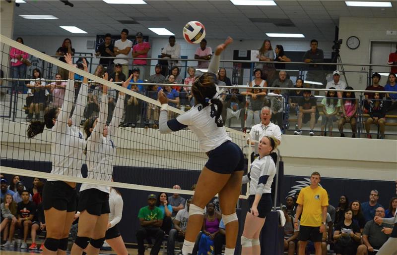 Faulkner Defeats Dalton State Volleyball, 31