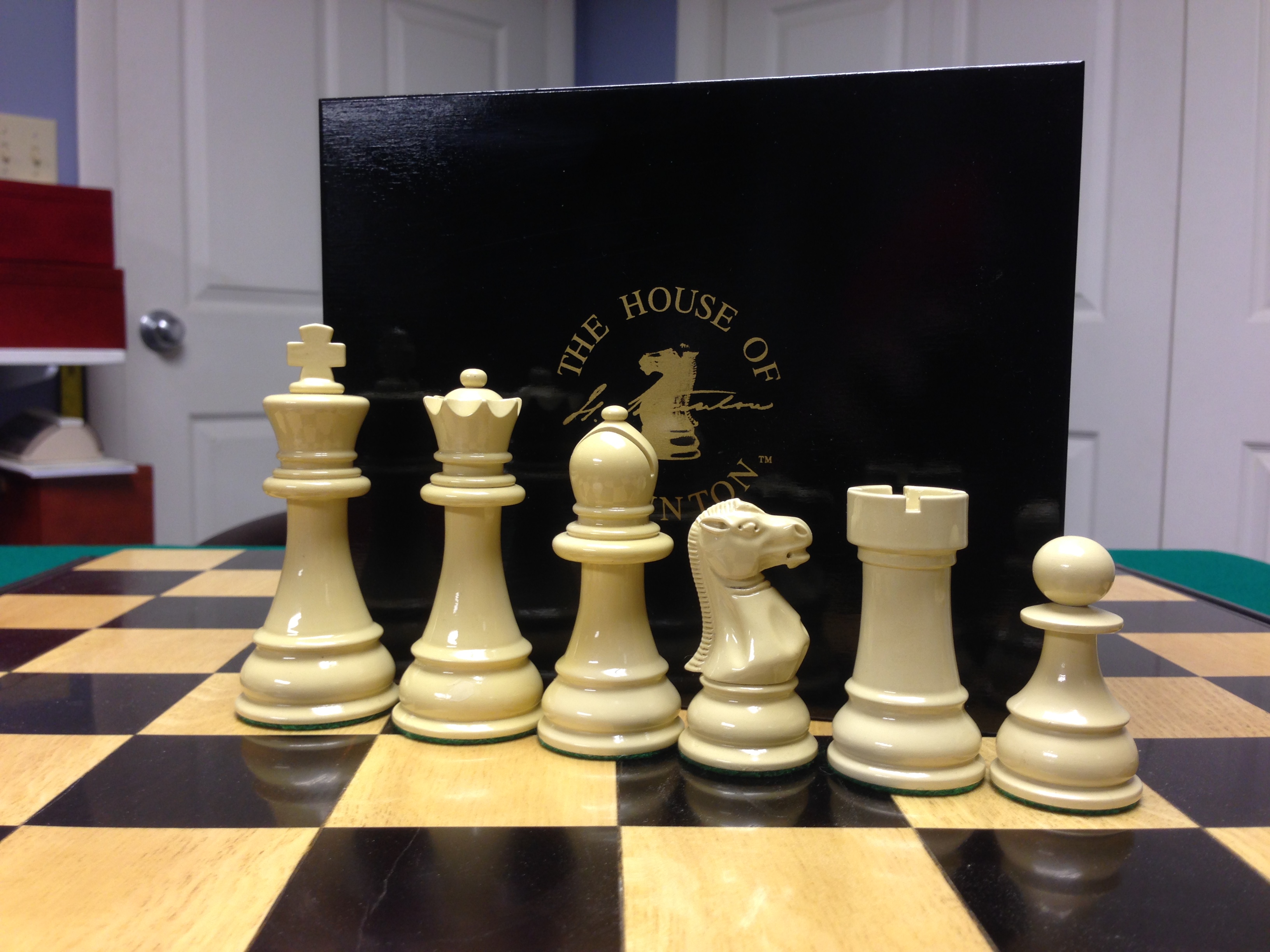 The Best Plastic Chess Set Ever The Windsor Castle Set