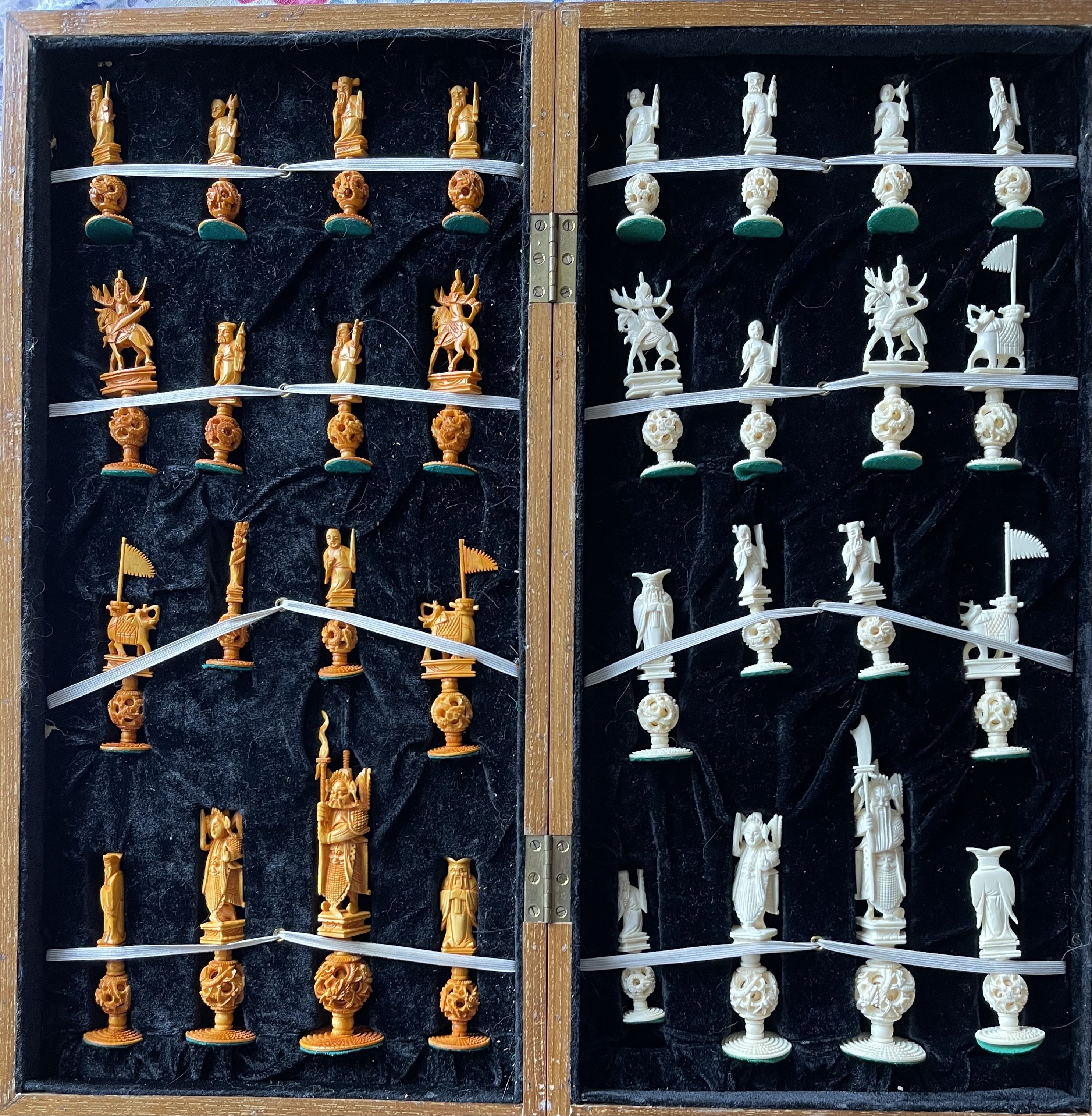 Determine origin of chess set Chess Forums