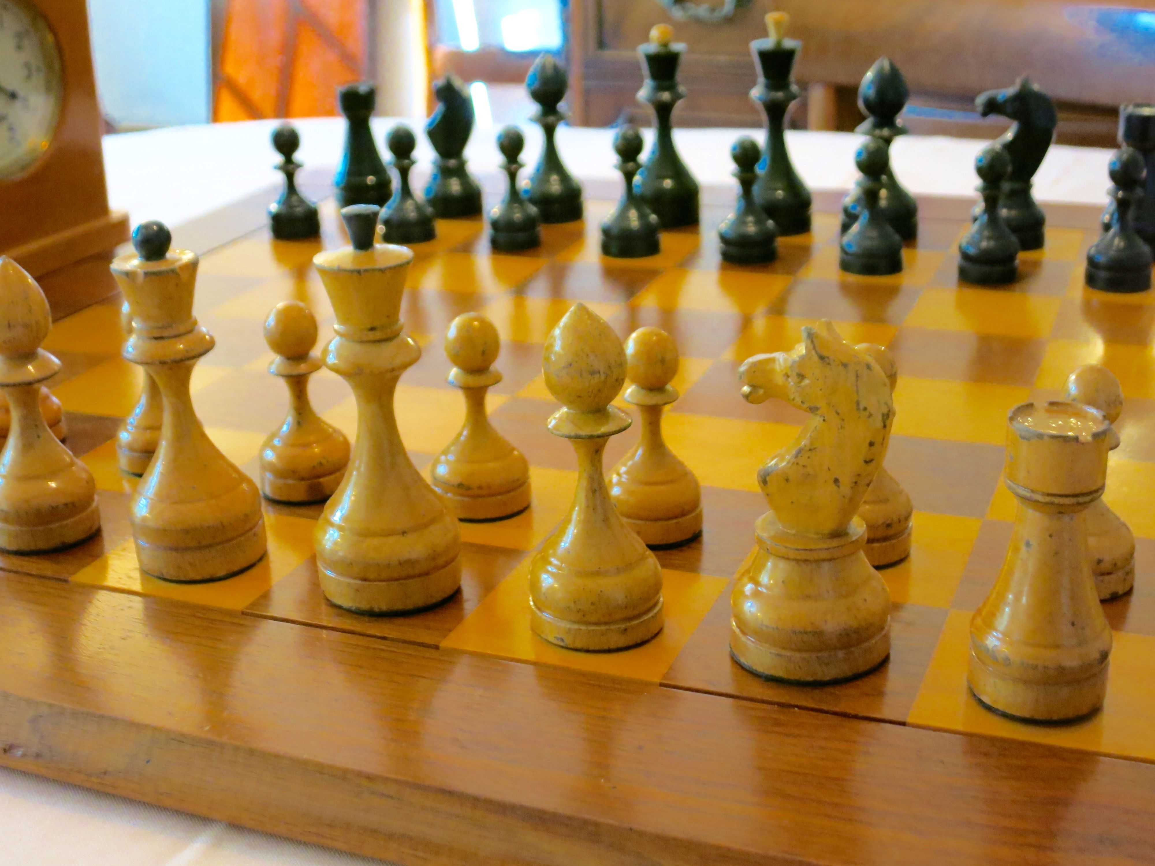 CHESS SETS USED IN BOTH UNOFFICIAL AND OFFICIAL WORLD CHAMPIONSHIPS Chess Forums Page 3