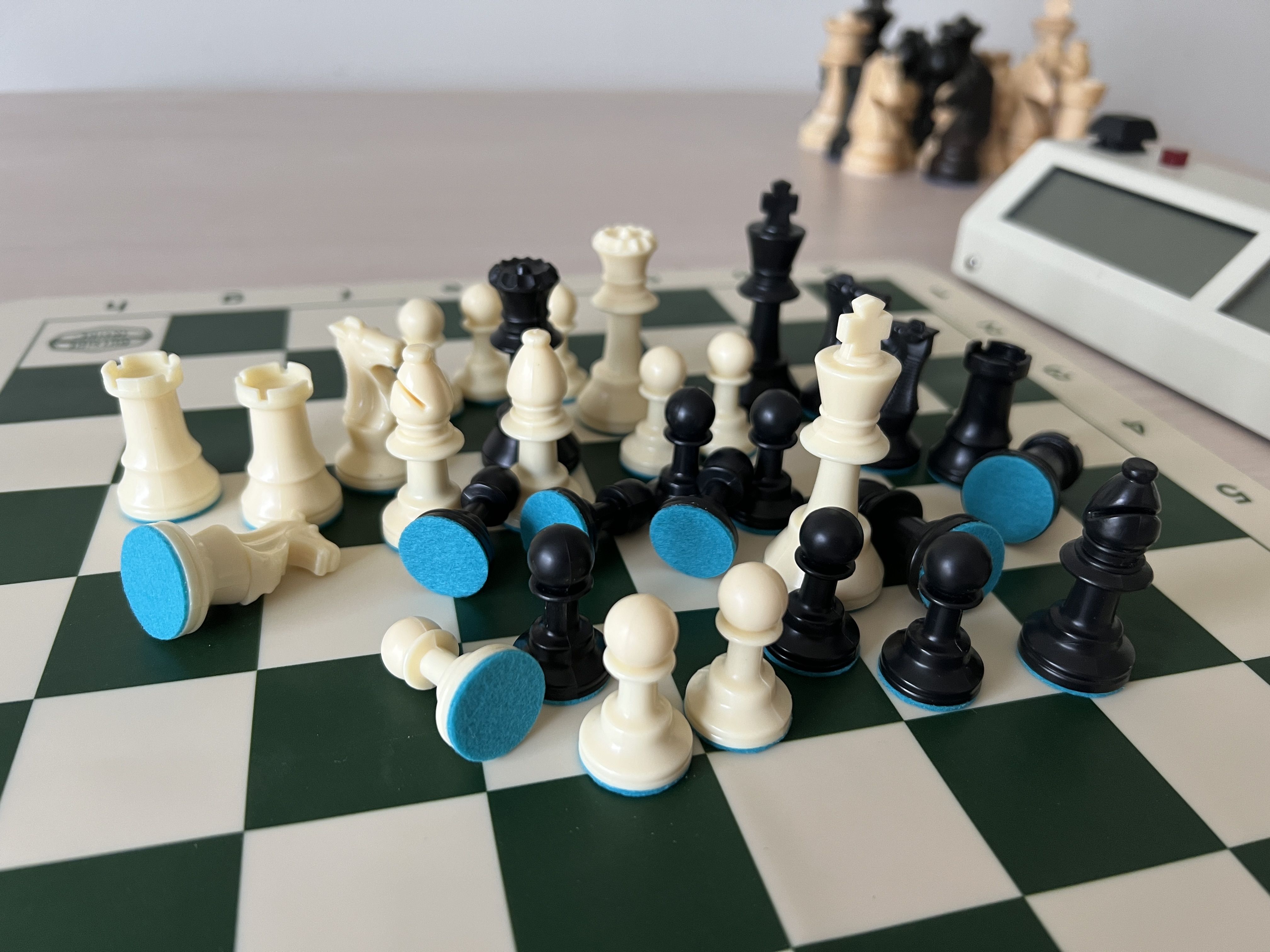 Weighting plastic chess pieces with lead shot DONE Chess Forums