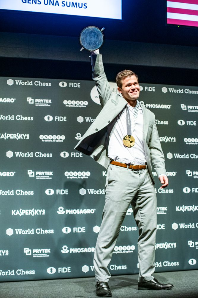 Carlsen Wins 2018 World Chess Championship In Playoff
