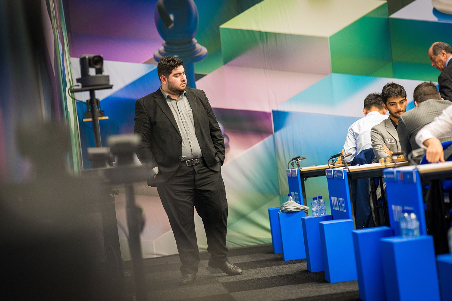 Tata Metal Chess Spherical 5 Ju, Roebers Upset Firouzja, Niemann