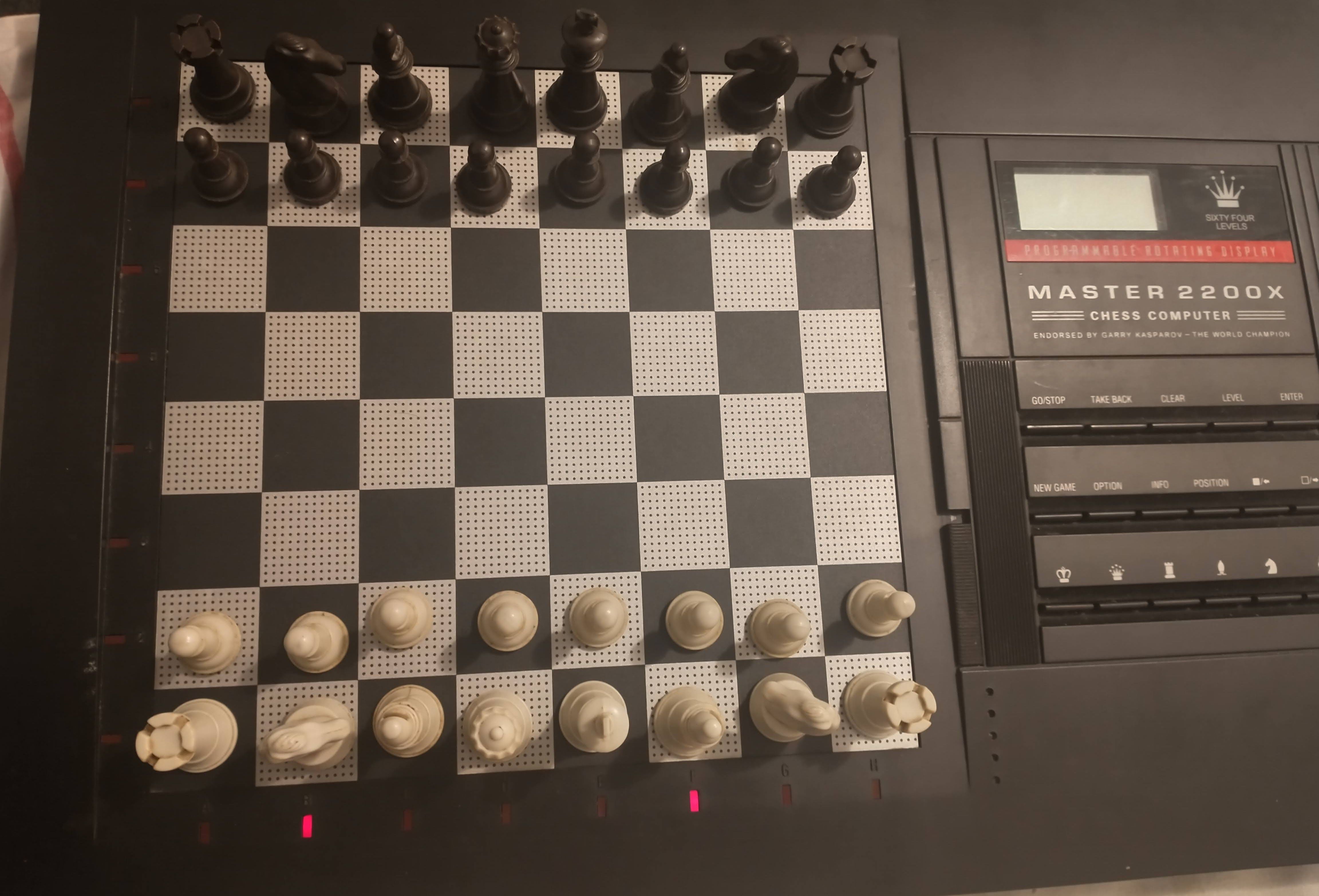 Anybody here still enjoy those older dedicated chess computers? Chess