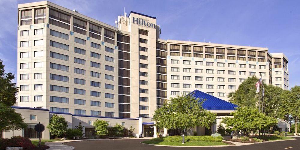 Hilton Chicago / Oak Brook Hills Resort and Conference Center Unveils