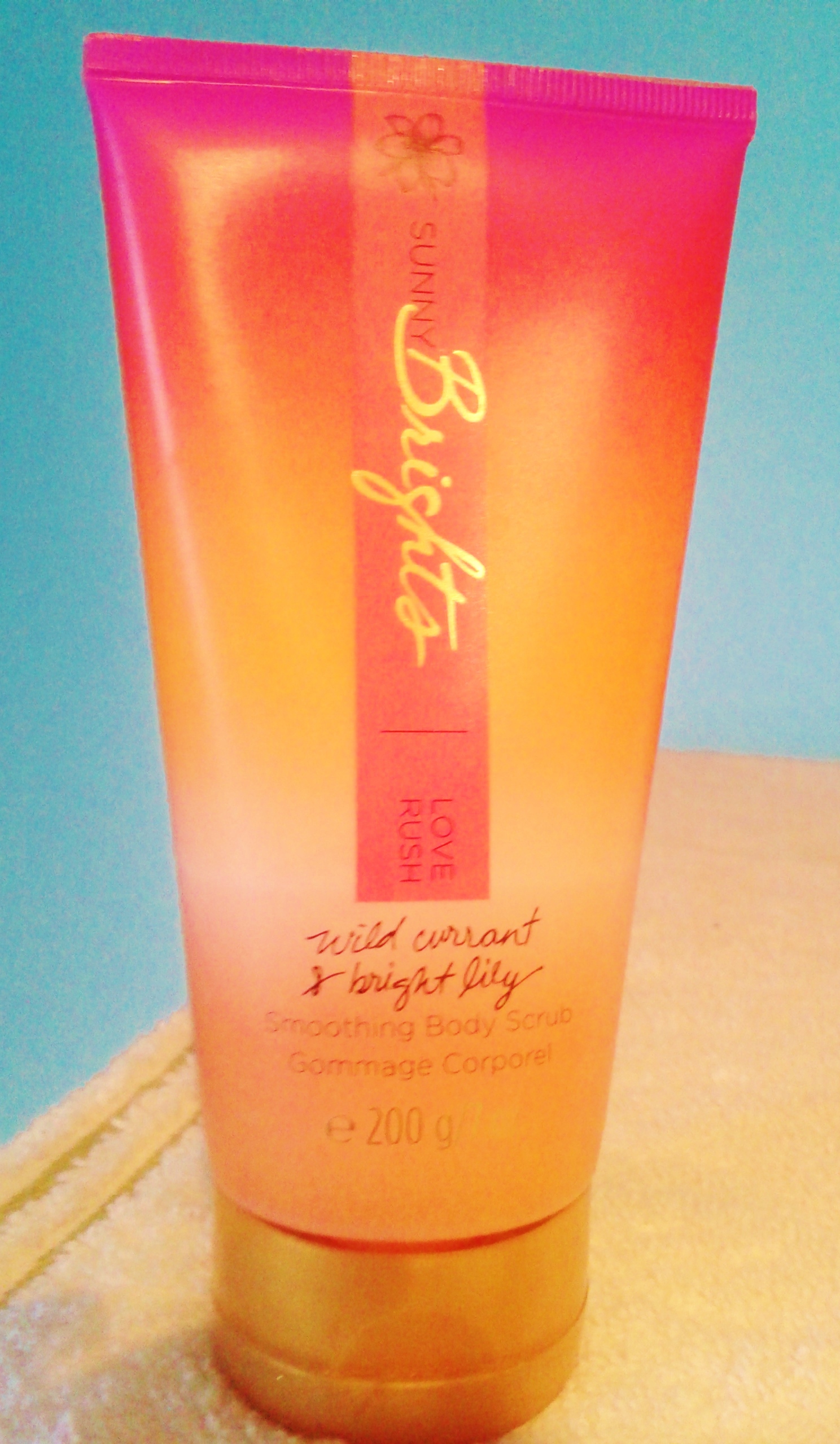 Victoria's Secret Love Rush Smoothing Body Scrub reviews in Bath & Body