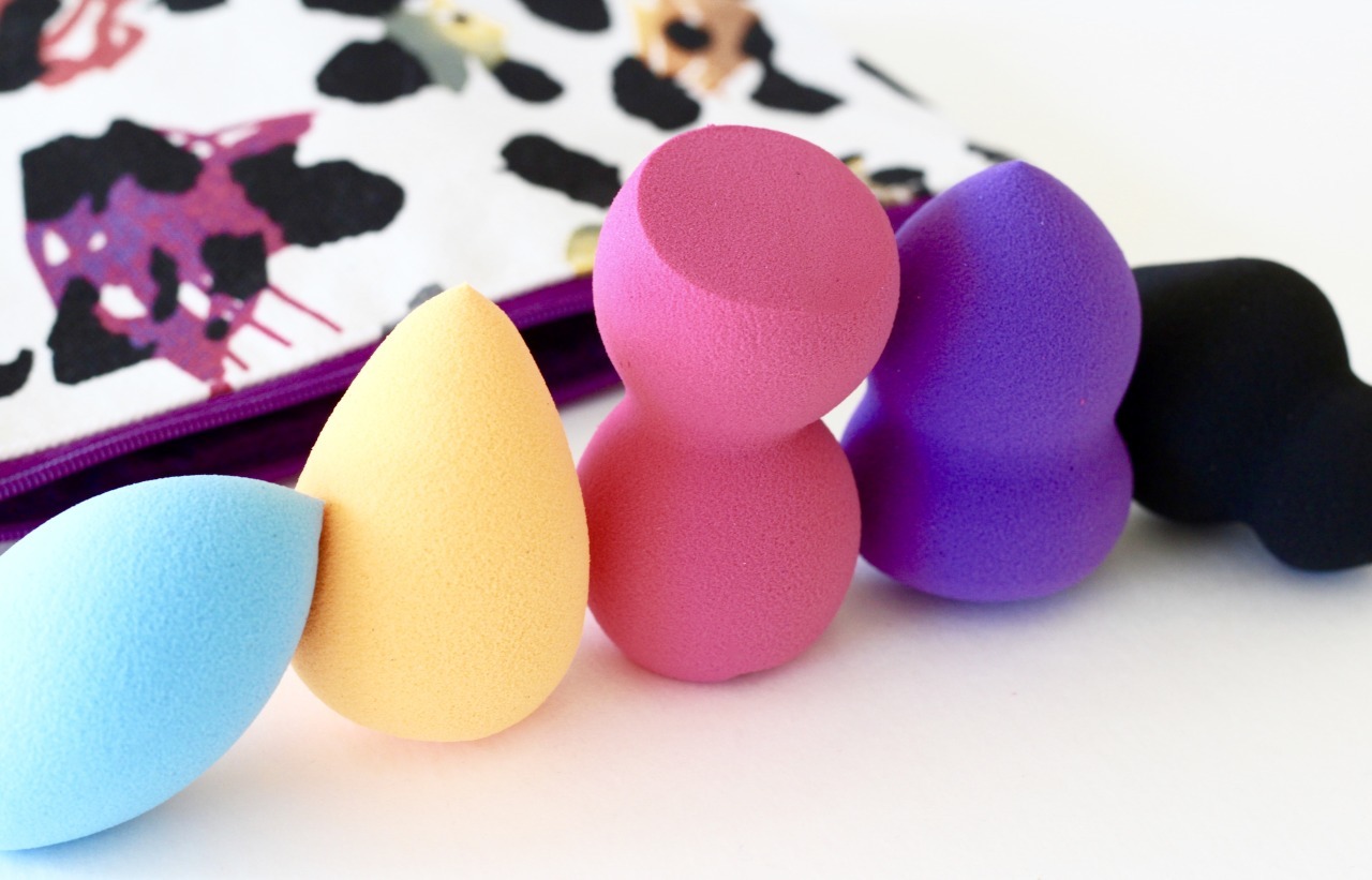 Beauty Blender Dupes! Makeup by aless