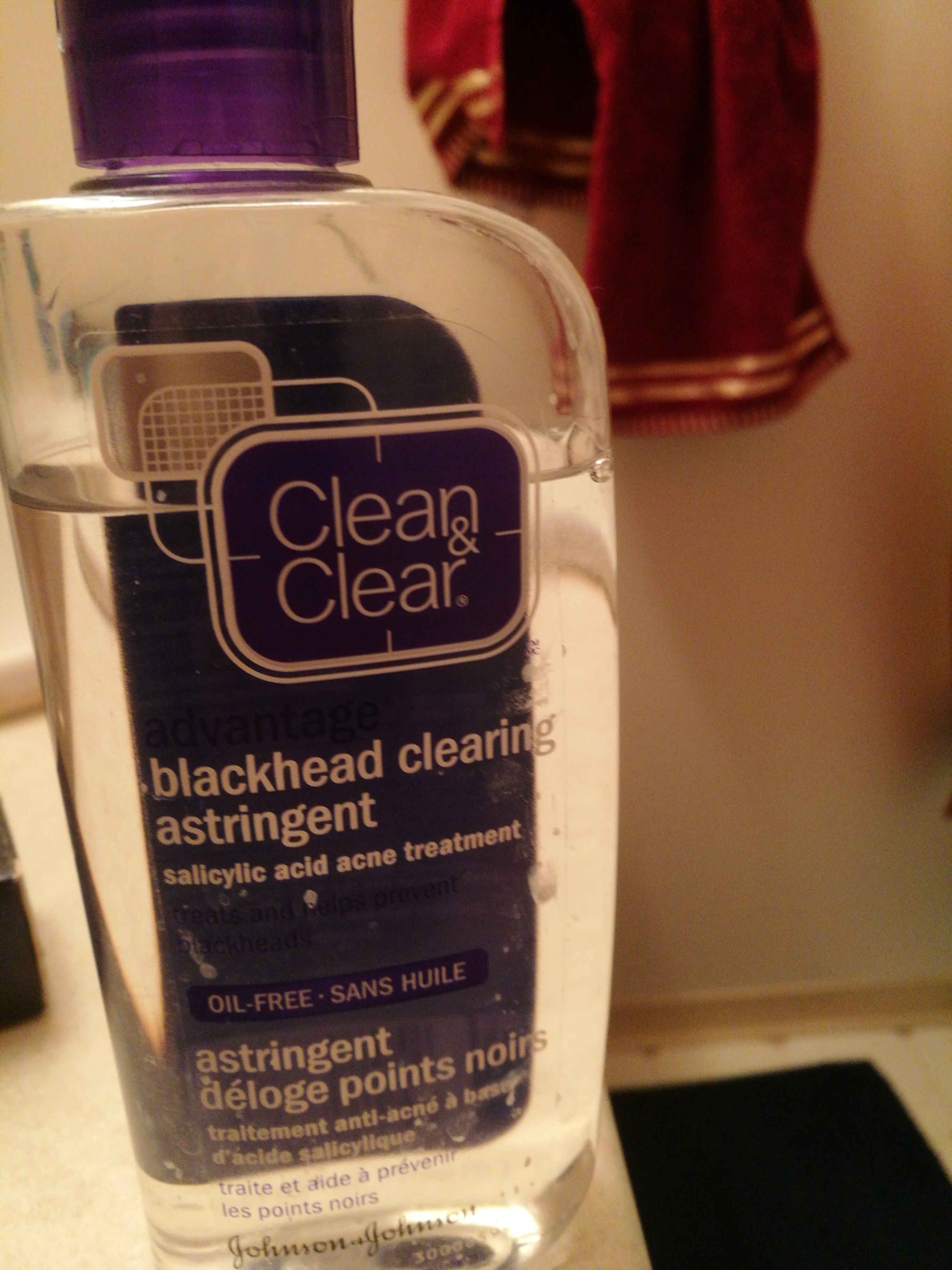 Clean & Clear Blackhead Clearing Astringent reviews in Acne Treatment