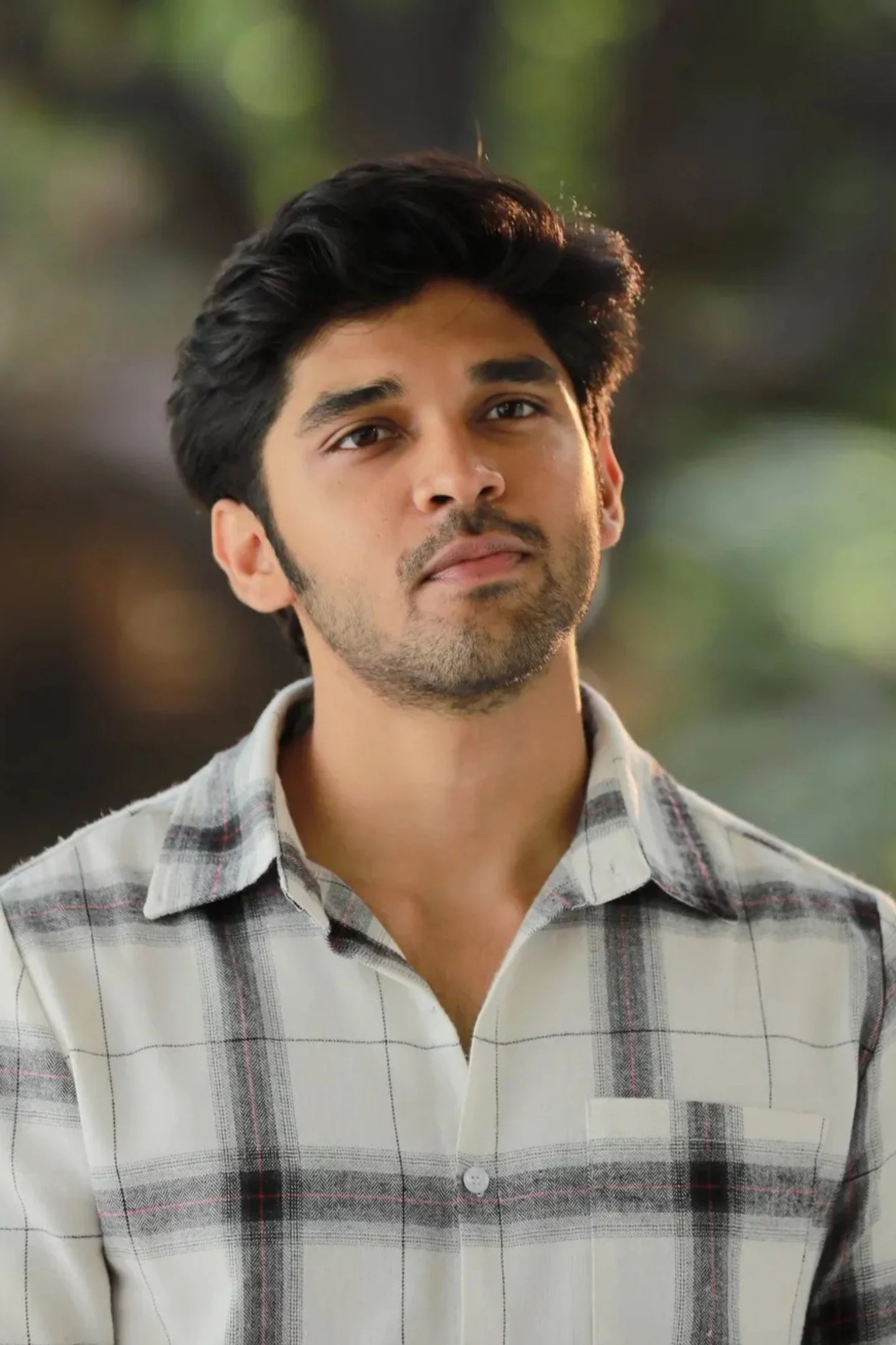 Dhruv Vikram Sa Biographie Filmographie Et Quelques Photos