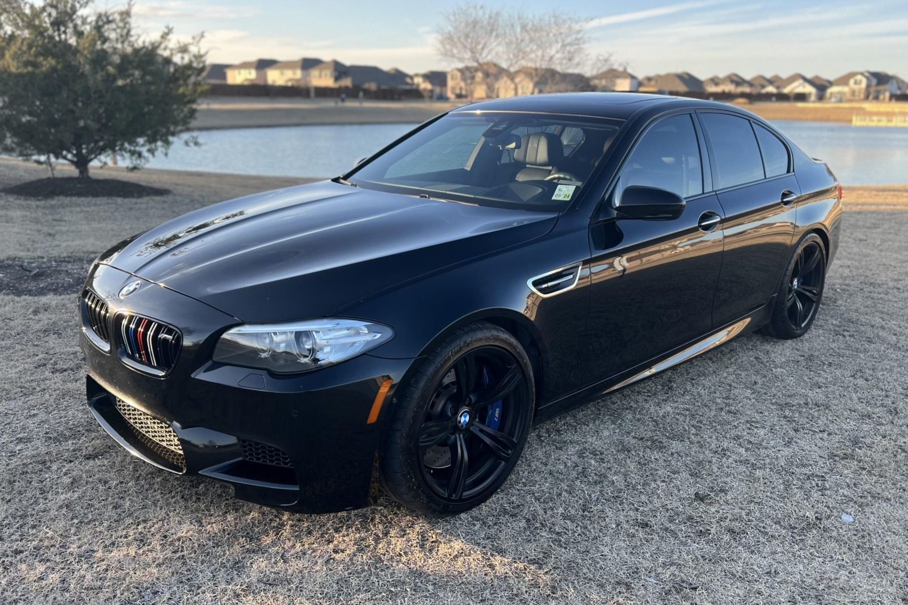 2014 BMW M5 VIN: WBSFV9C52ED097217 - CLASSIC.COM