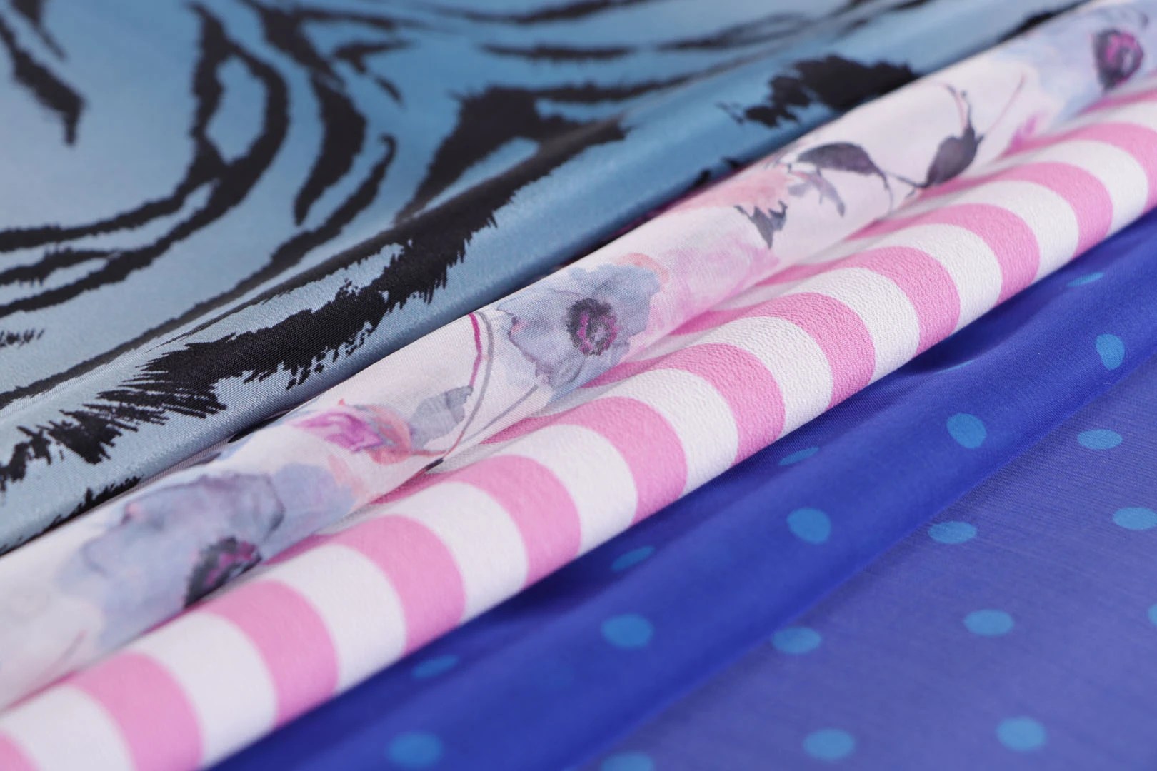 Fashion fabric print trends Spring Summer 2023 new tess