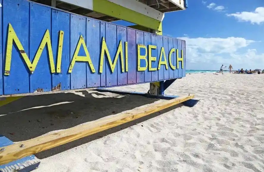 Beach Breezes and Mobility Ease Enjoying the Sand and Sun with Cloud