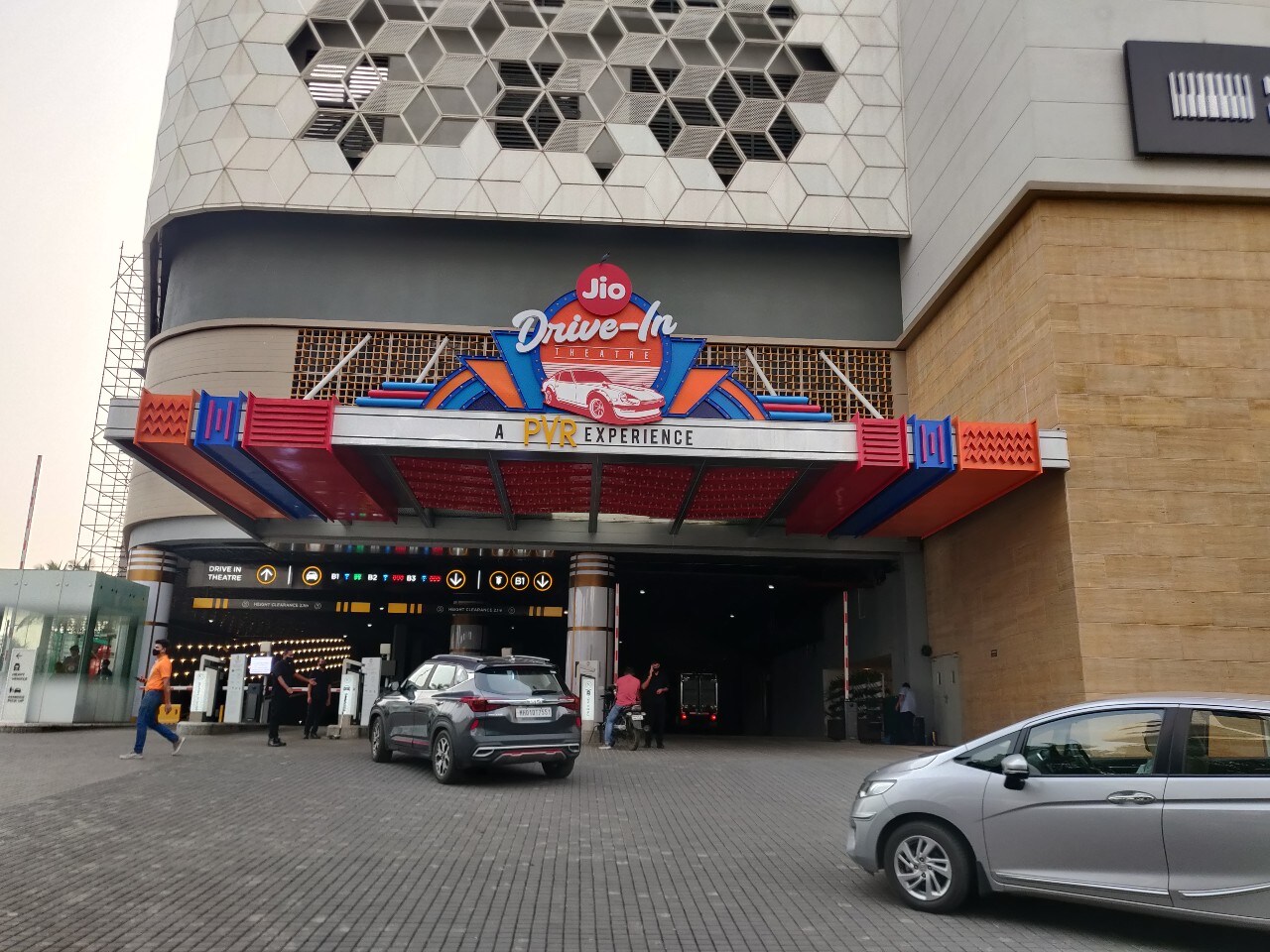 Update more than 135 jio world centre logo highschoolcanada.edu.vn