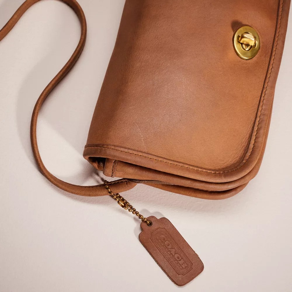 Vintage Dinky Bag COACH®