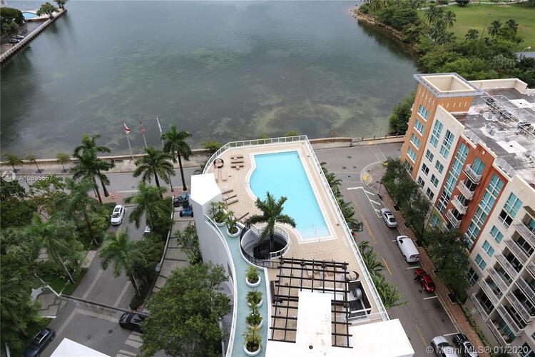 paramount view condo for rent