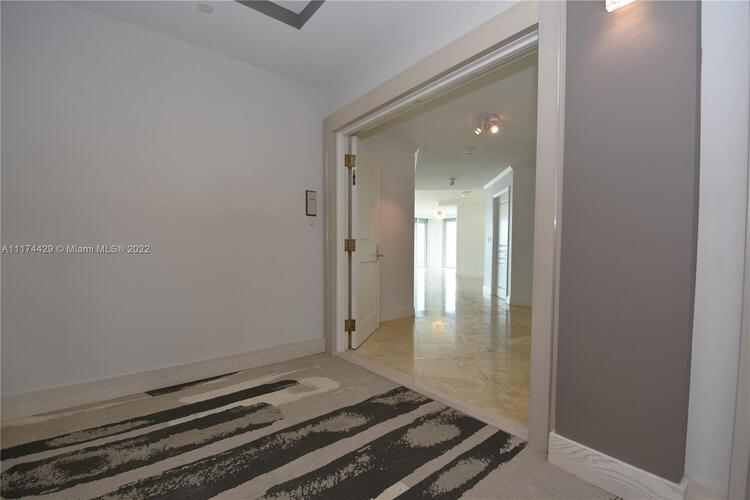 Grove Hill Tower Unit 1404 Condo for Sale in Coconut Grove Miami