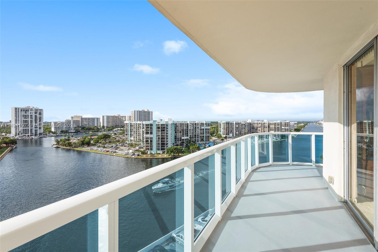 Hallmark of Hollywood Unit 1105 Condo for Sale in Hollywood Beach