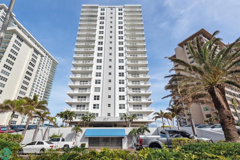 Regency Towers Unit 2003 Condo in Fort Lauderdale CondoBlackBook