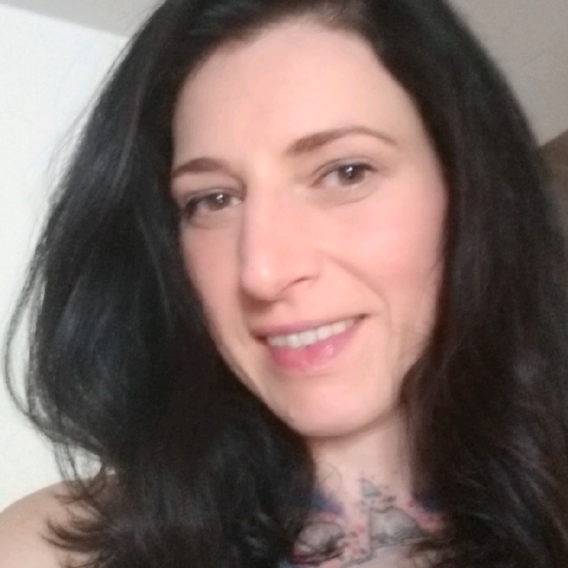 Elliott Elliott's Email & Phone Cuts by Elliott in Carte Blanche