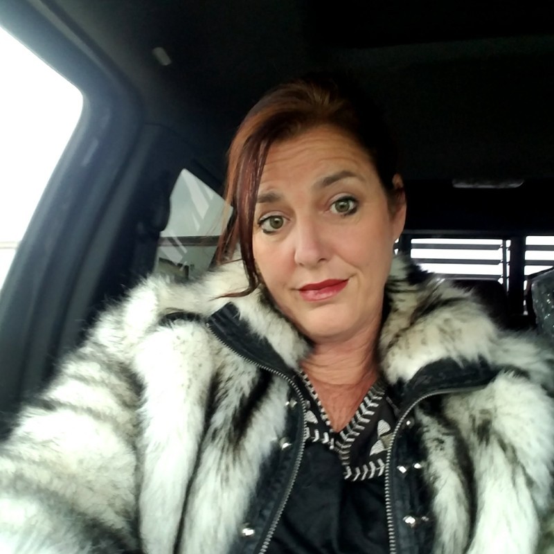 Kuszlyk's Email & Phone Underground Specialists Construction Inc