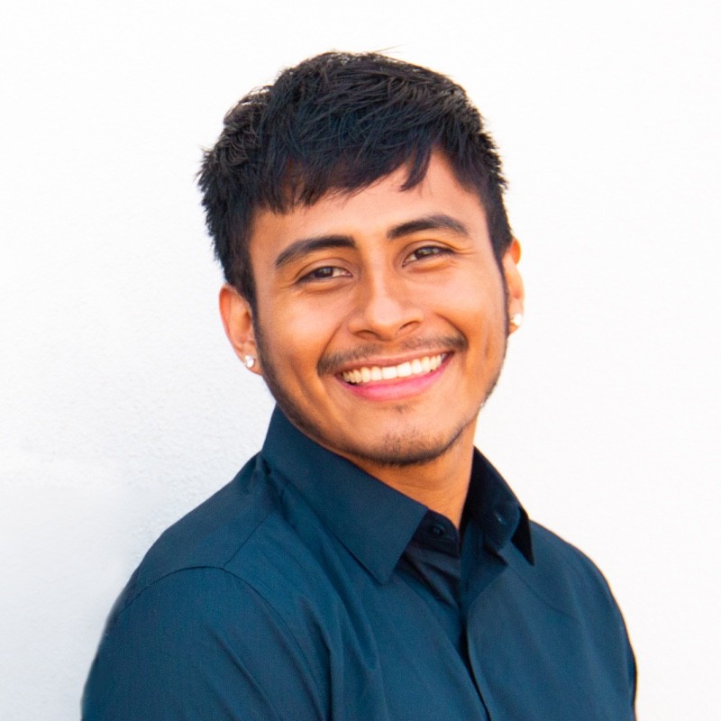 Alex Luna Email & Phone Number Marketing & Content Producer ContactOut